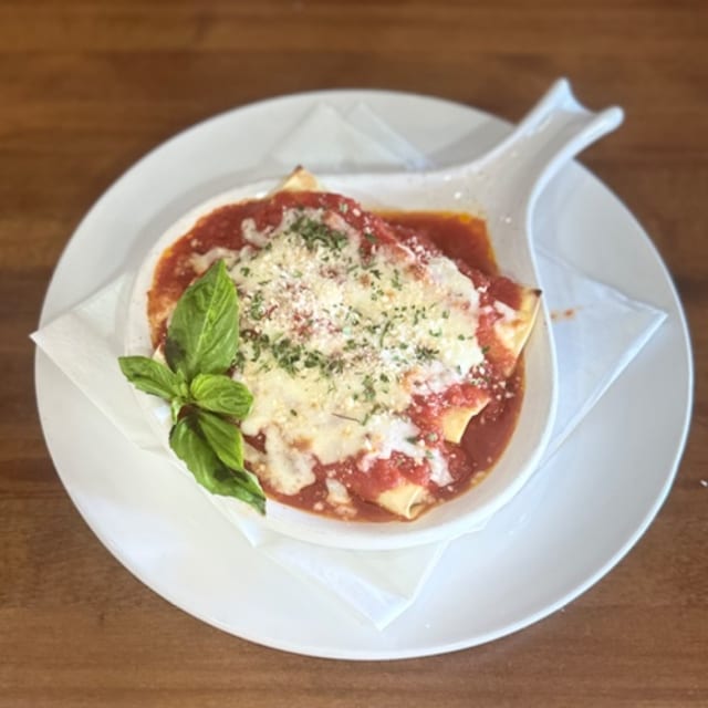 Baked Manicotti (3pc).