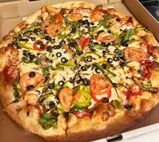 Vegetarian Pizza 16".
