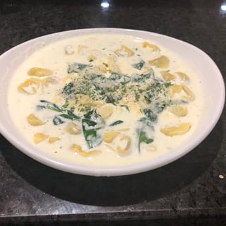 Tortellini Florentine